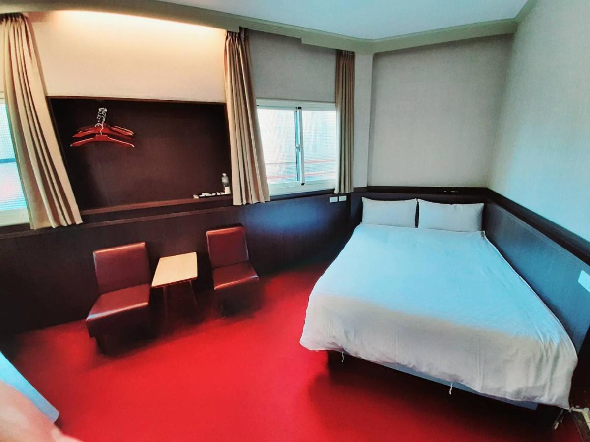 Long Cherng Hotel Luodong Dış mekan fotoğraf