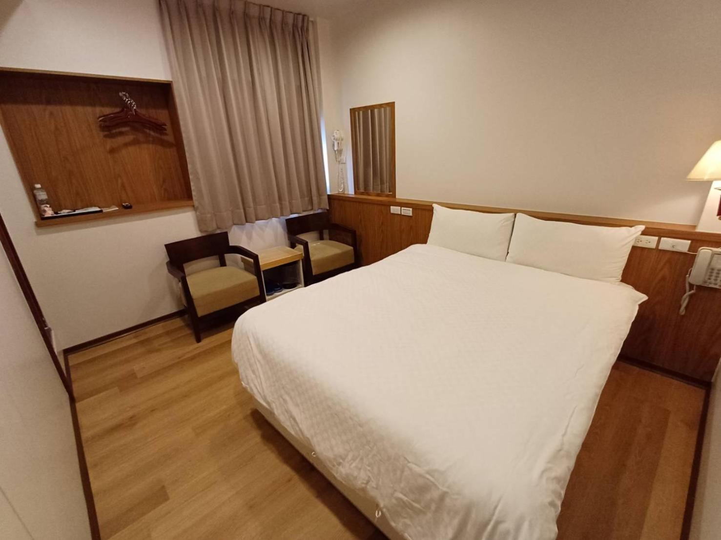 Long Cherng Hotel Luodong Dış mekan fotoğraf