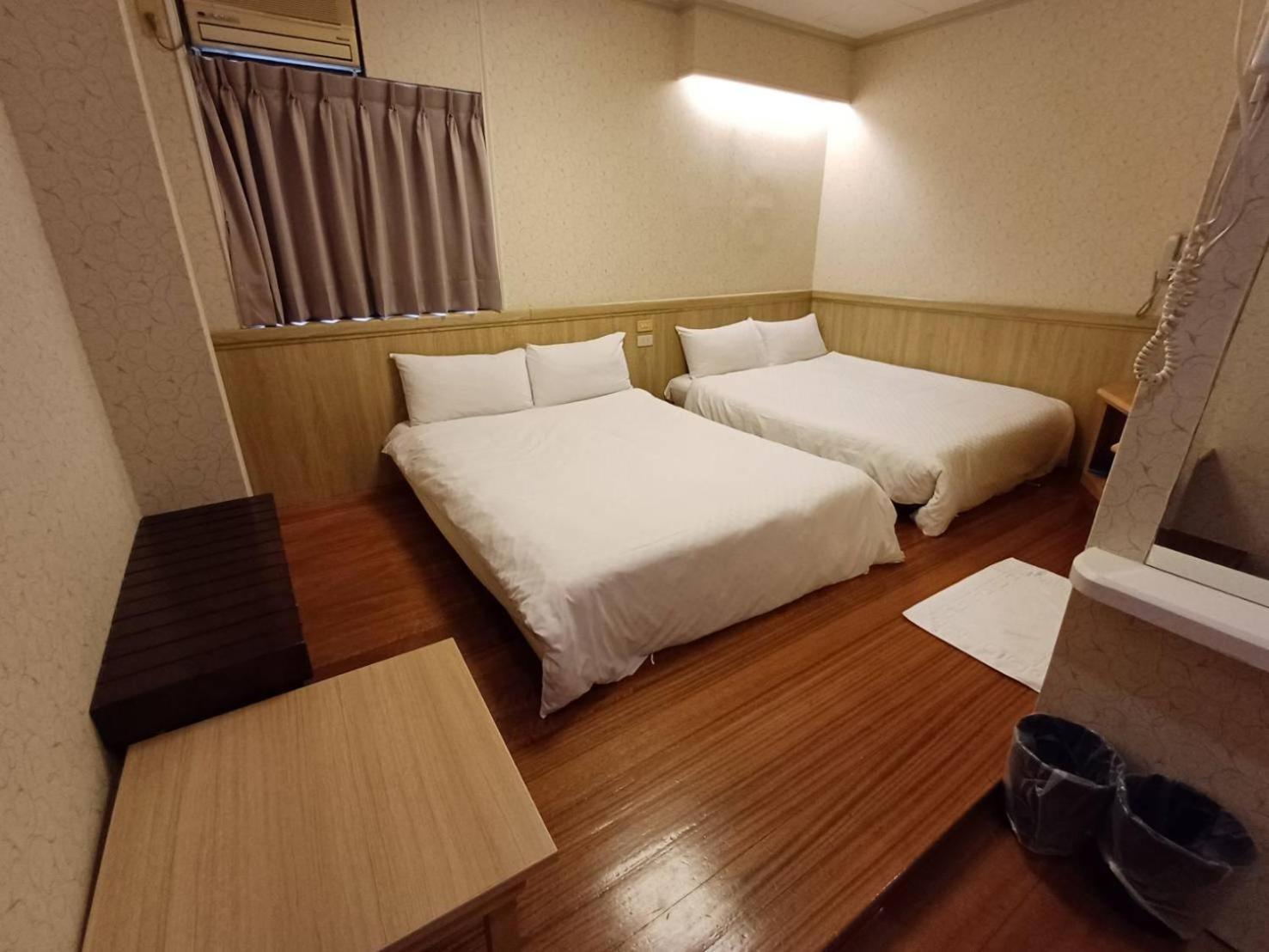 Long Cherng Hotel Luodong Dış mekan fotoğraf