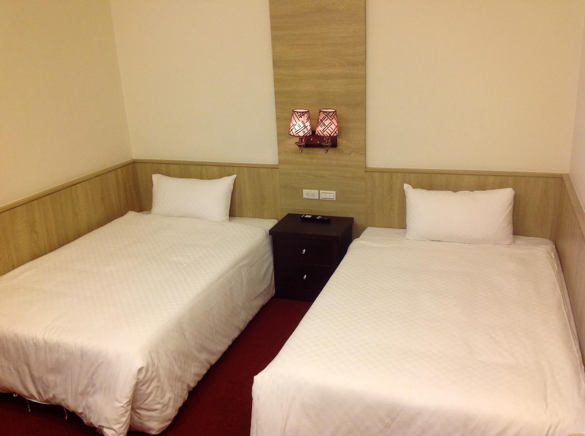 Long Cherng Hotel Luodong Dış mekan fotoğraf